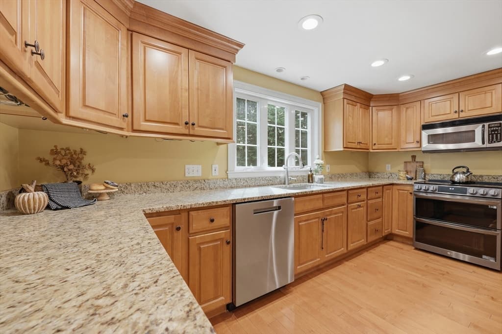 26 Kathleen Dr, Andover MA 01810 photo 7