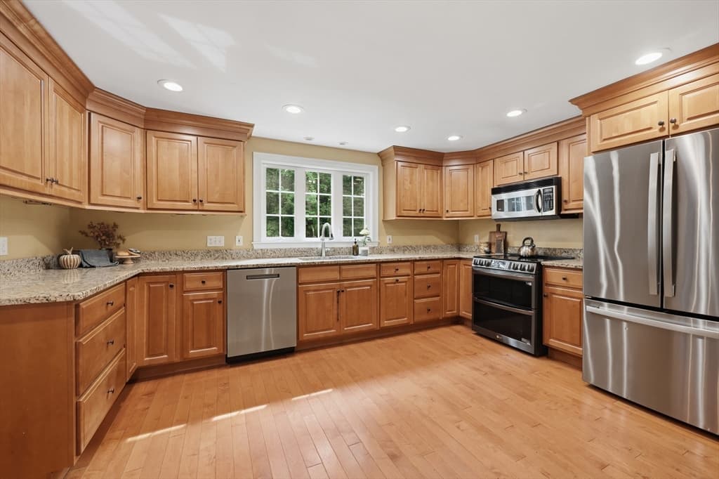 26 Kathleen Dr, Andover MA 01810 photo 5