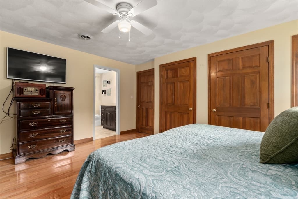 27 Irene Ave, Billerica MA 01821 photo 23