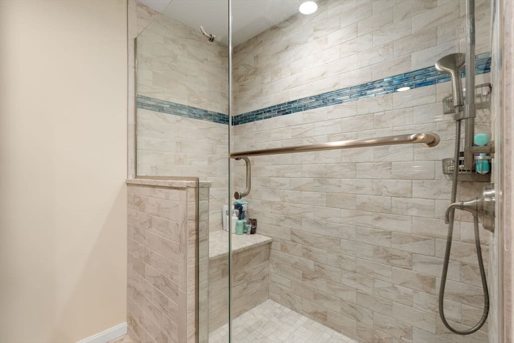 27 Irene Ave, Billerica MA 01821 photo 27