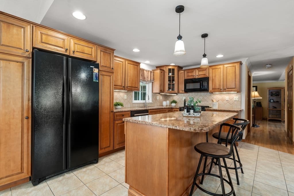 27 Irene Ave, Billerica MA 01821 photo 7