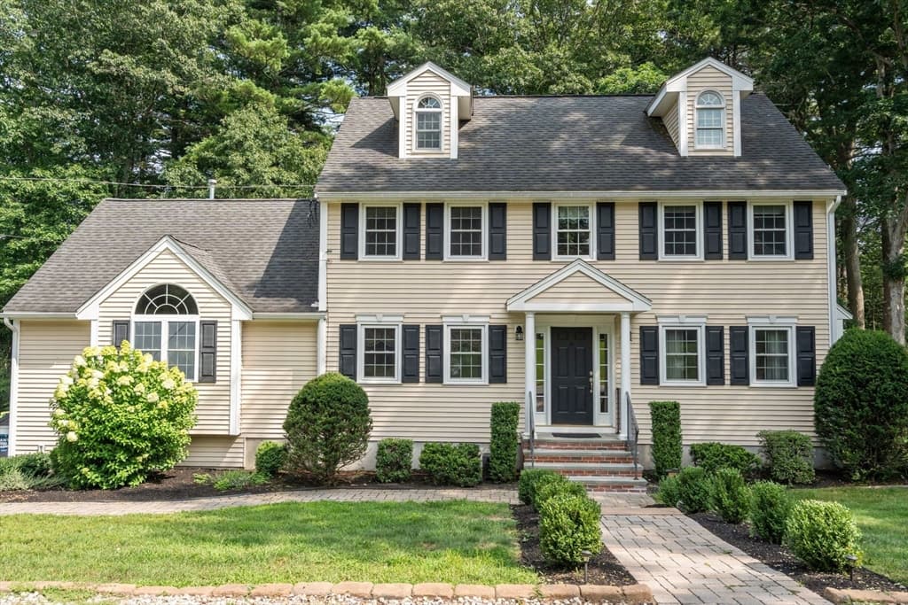 27 Irene Ave, Billerica MA 01821
