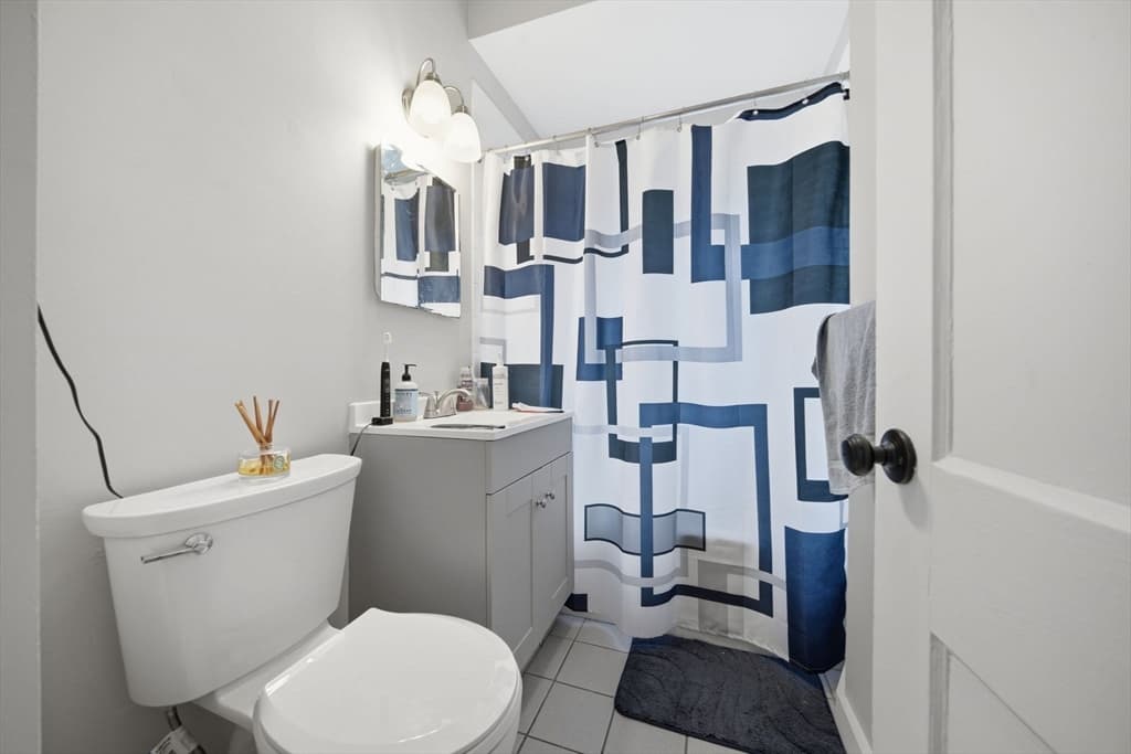 303 Alewife Brook Pkwy, Somerville MA 02144 photo 24