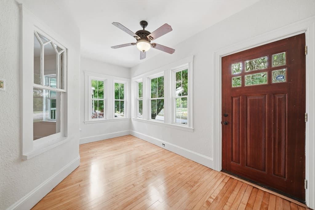 303 Alewife Brook Pkwy, Somerville MA 02144 photo 4
