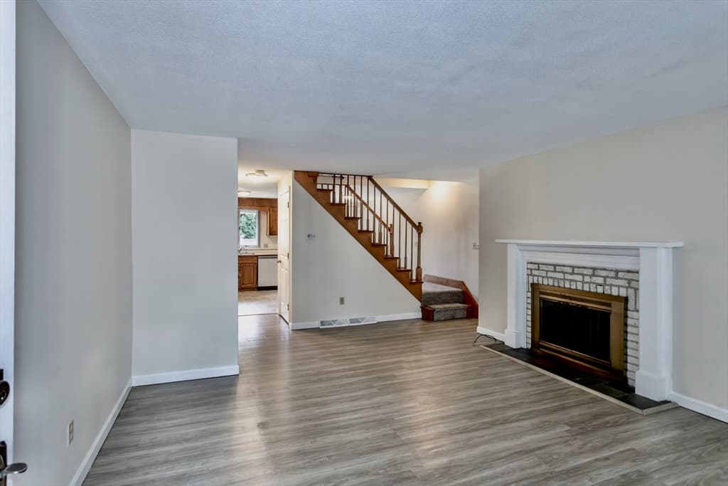 3 Mansion Woods Drive # G, Agawam MA 01001 photo 6