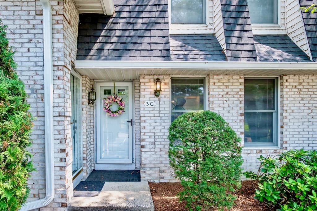 3 Mansion Woods Drive # G, Agawam MA 01001