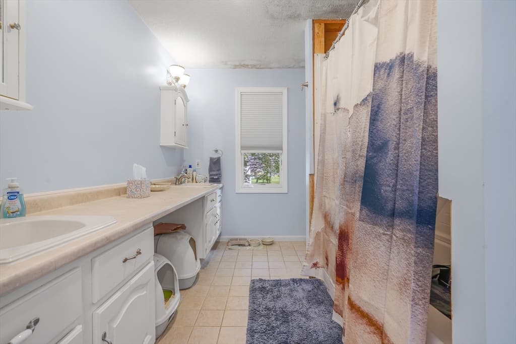 37 Slade St, Swansea MA 02777 photo 20