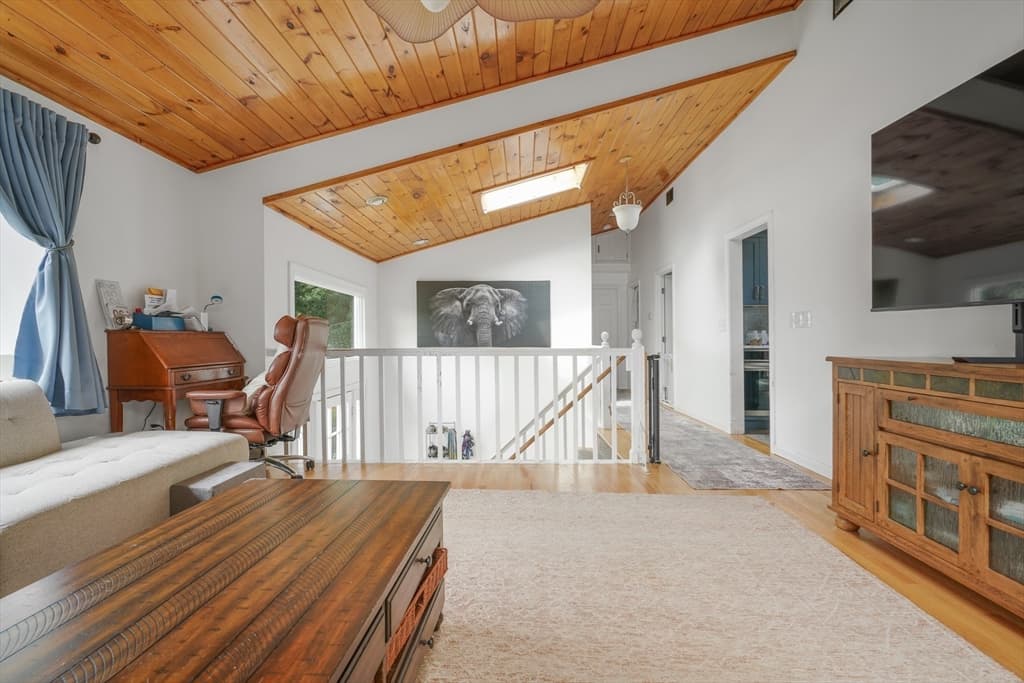37 Slade St, Swansea MA 02777 photo 14