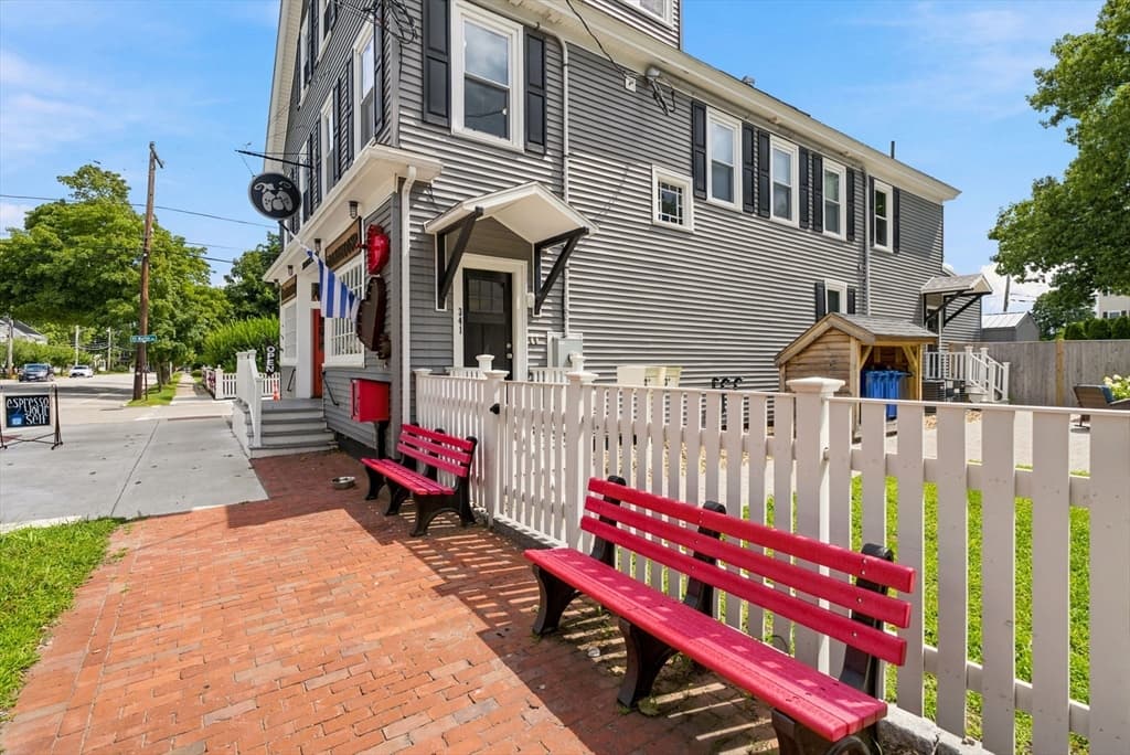 341 High # 3, Newburyport MA 01950 photo 4