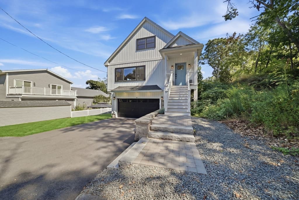 25 Margate Ave, Saugus MA 01906 photo 3