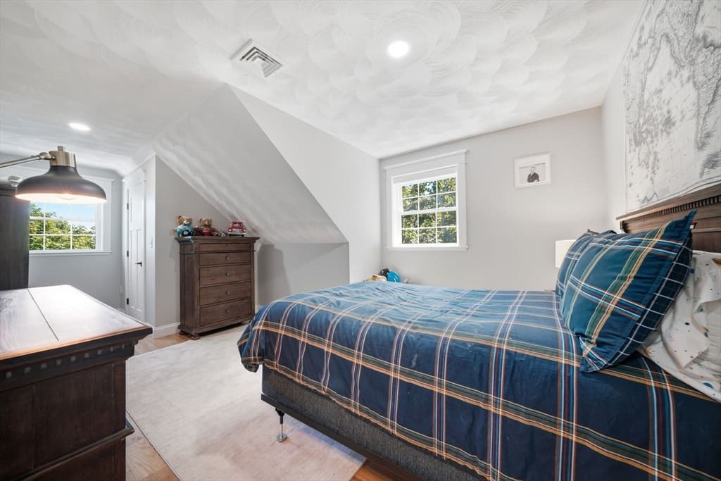 25 Margate Ave, Saugus MA 01906 photo 31