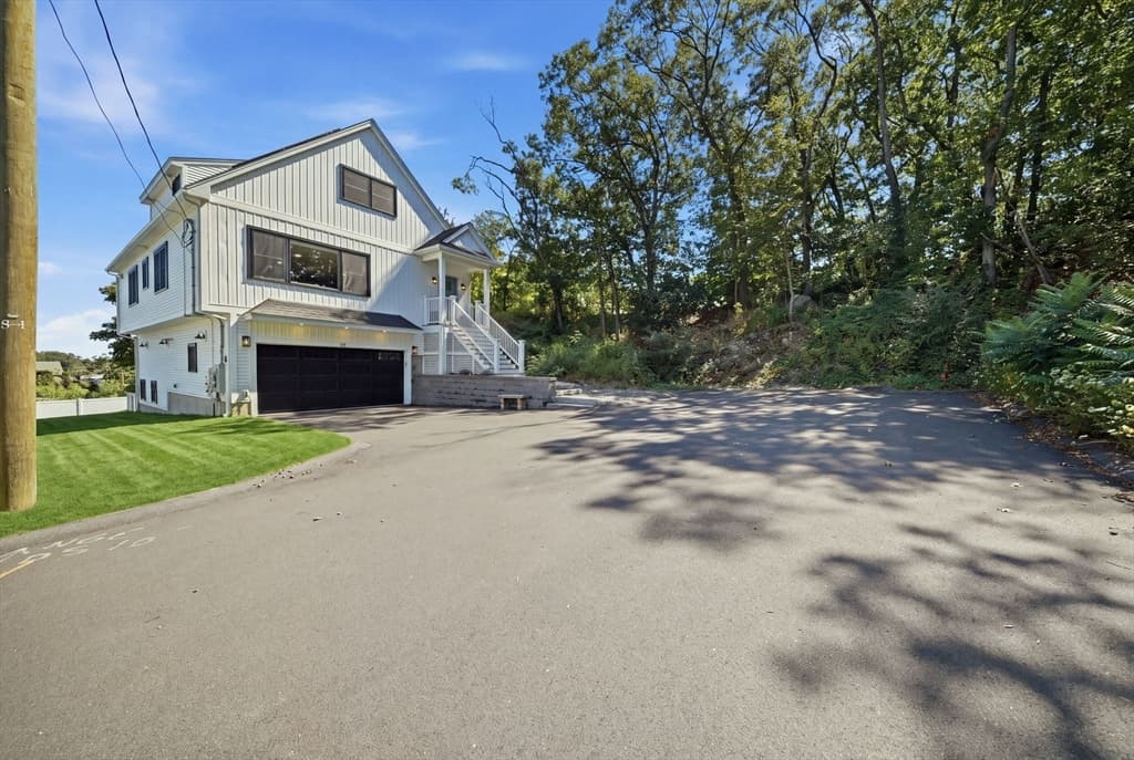 25 Margate Ave, Saugus MA 01906 photo 4