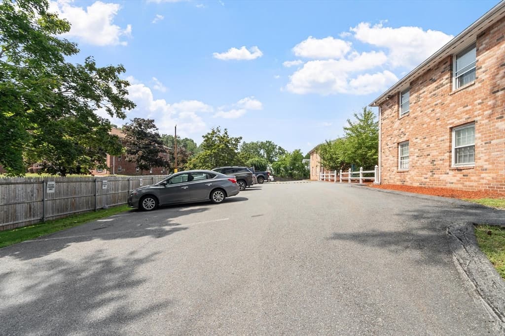 160 Tyngsboro Road # 12c, Chelmsford MA 01863 photo 8