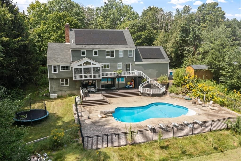 11 Francis Ave, Lunenburg MA 01462 photo 4