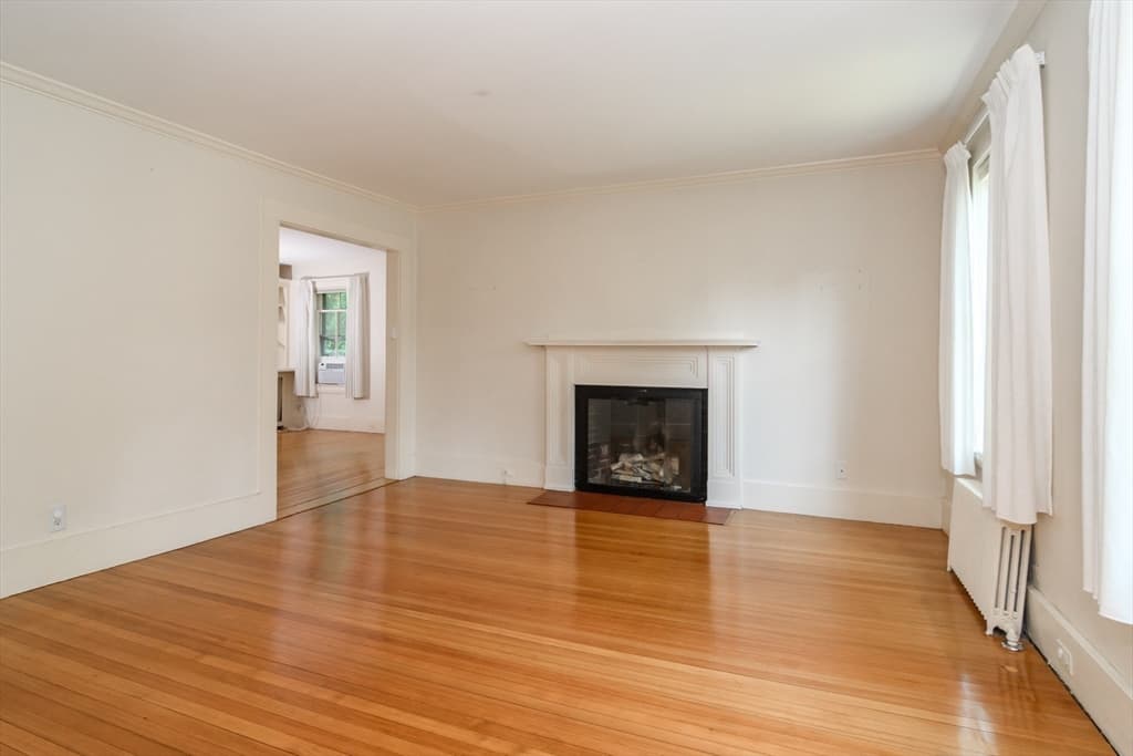 29 Cottage Street, Wellesley MA 02482 photo 2
