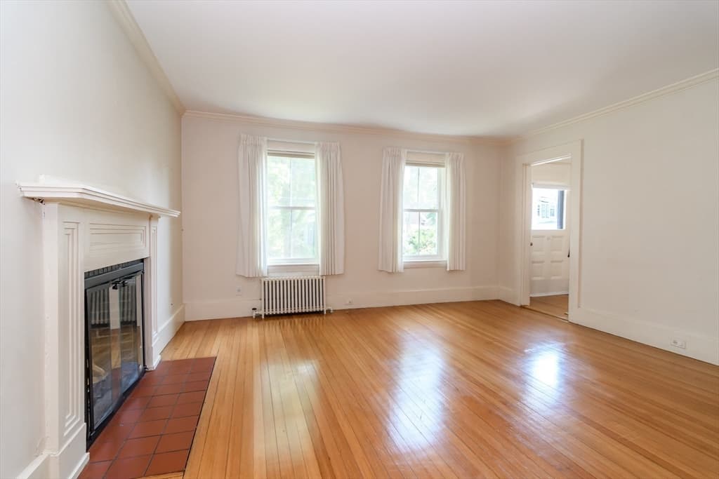 29 Cottage Street, Wellesley MA 02482 photo 4