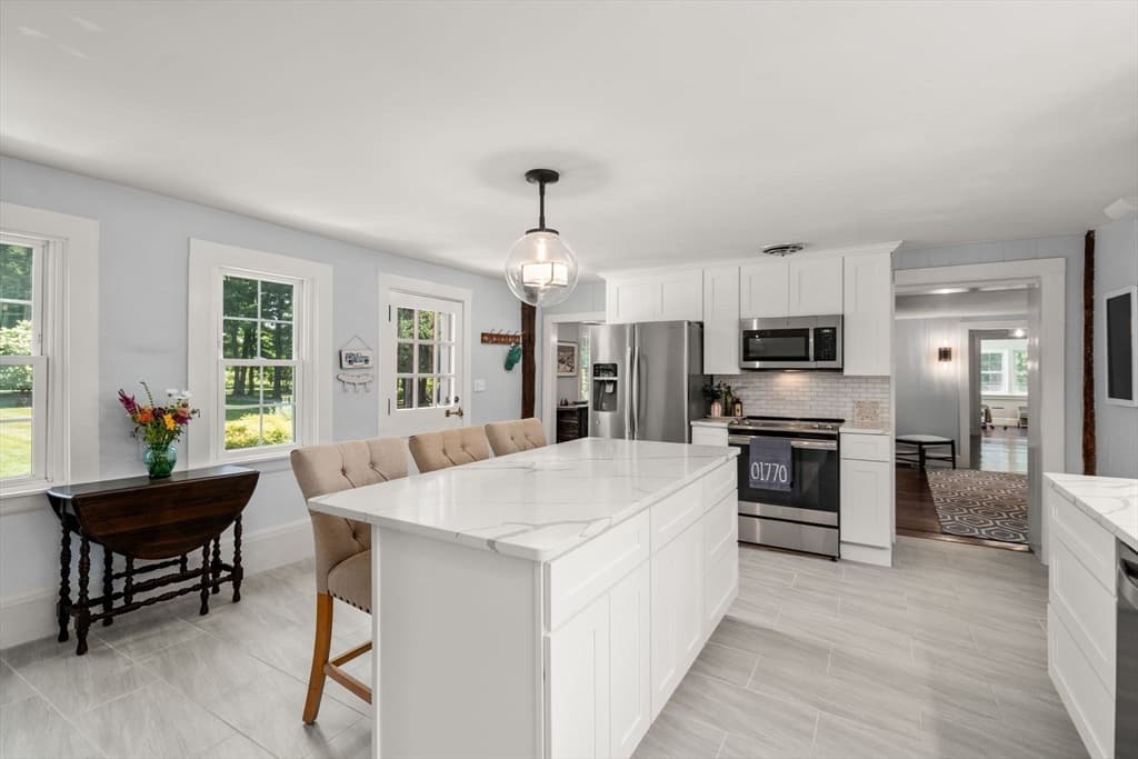 320 Western Avenue, Sherborn MA 01770 photo 3