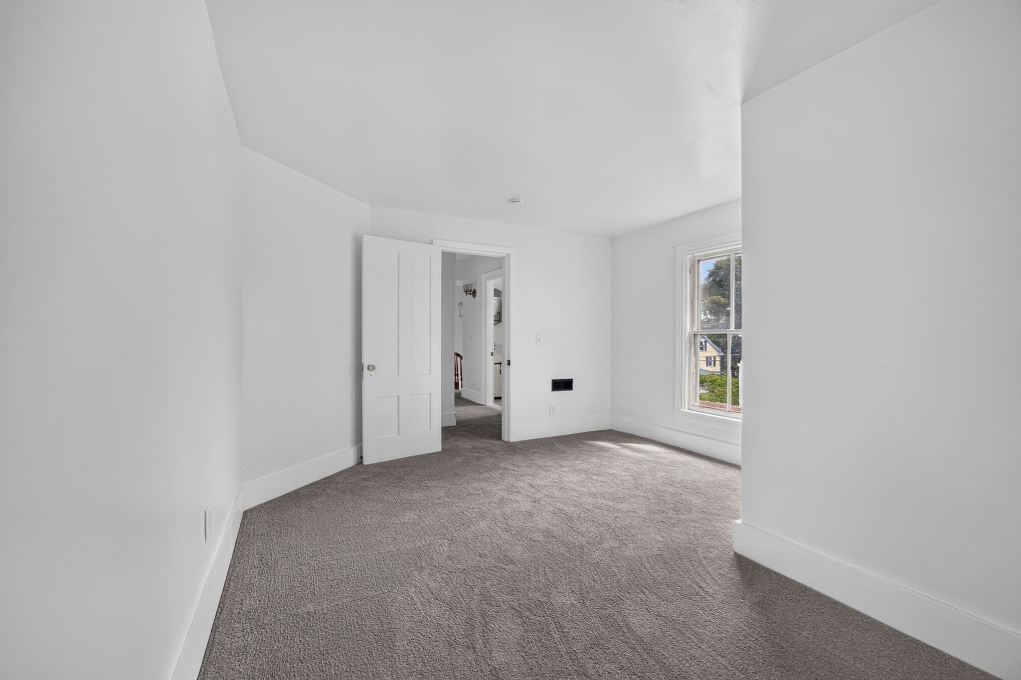 Single Family Residence at 7 S.Green St, Haverhill MA 01835, photo 25 of 40