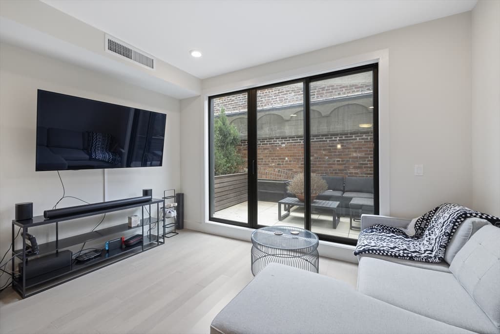 121 Portland Street # 707, Boston MA 02114 photo 4