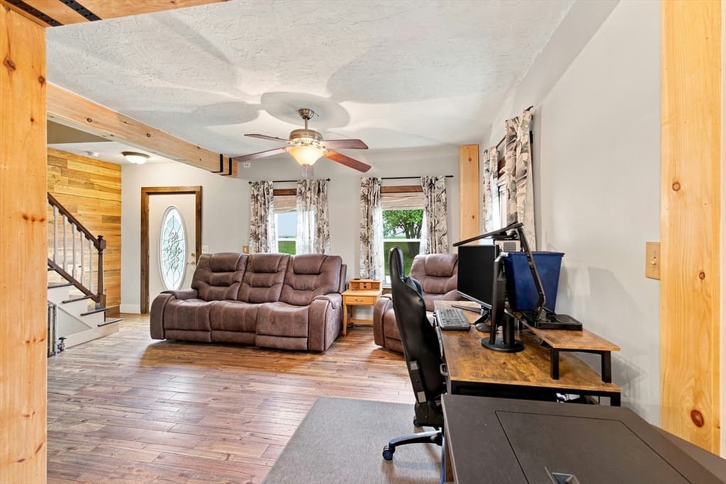 Single Family Residence at 10 Sumner Ave, Middleboro MA 02346, Middleboro, photo 13 of 36