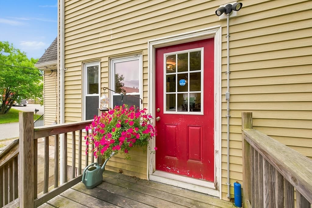 Single Family Residence at 10 Sumner Ave, Middleboro MA 02346, Middleboro, photo 29 of 36