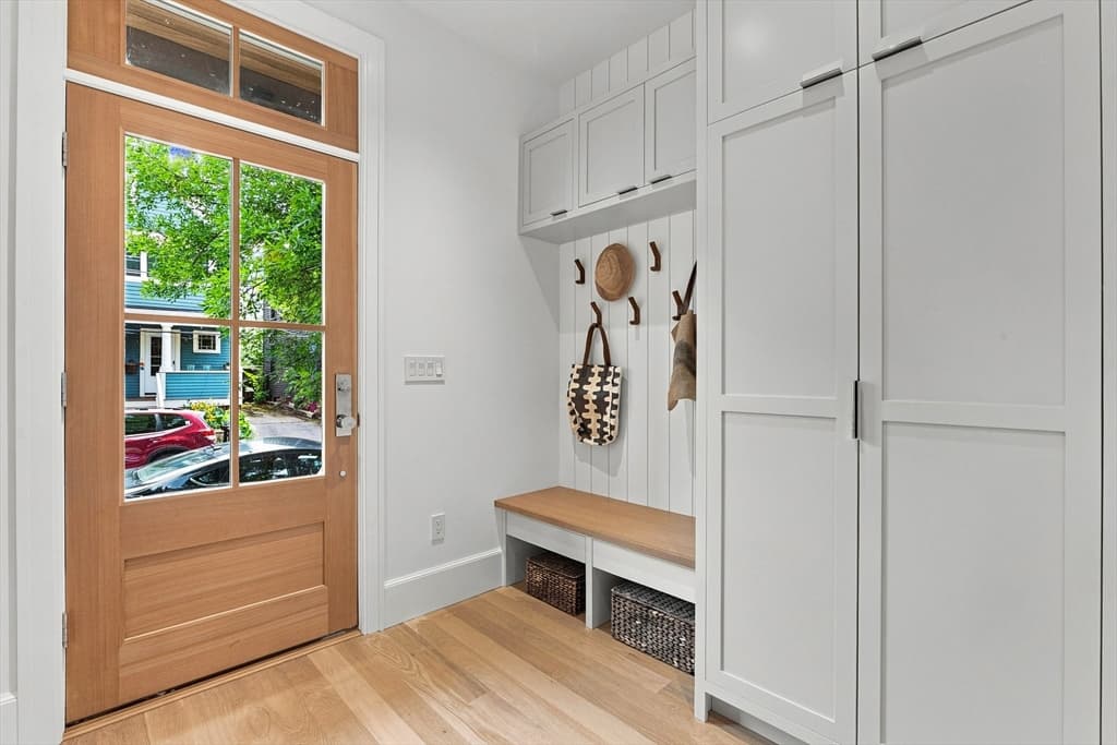 13 Hubbard Avenue, Cambridge MA 02140 photo 2