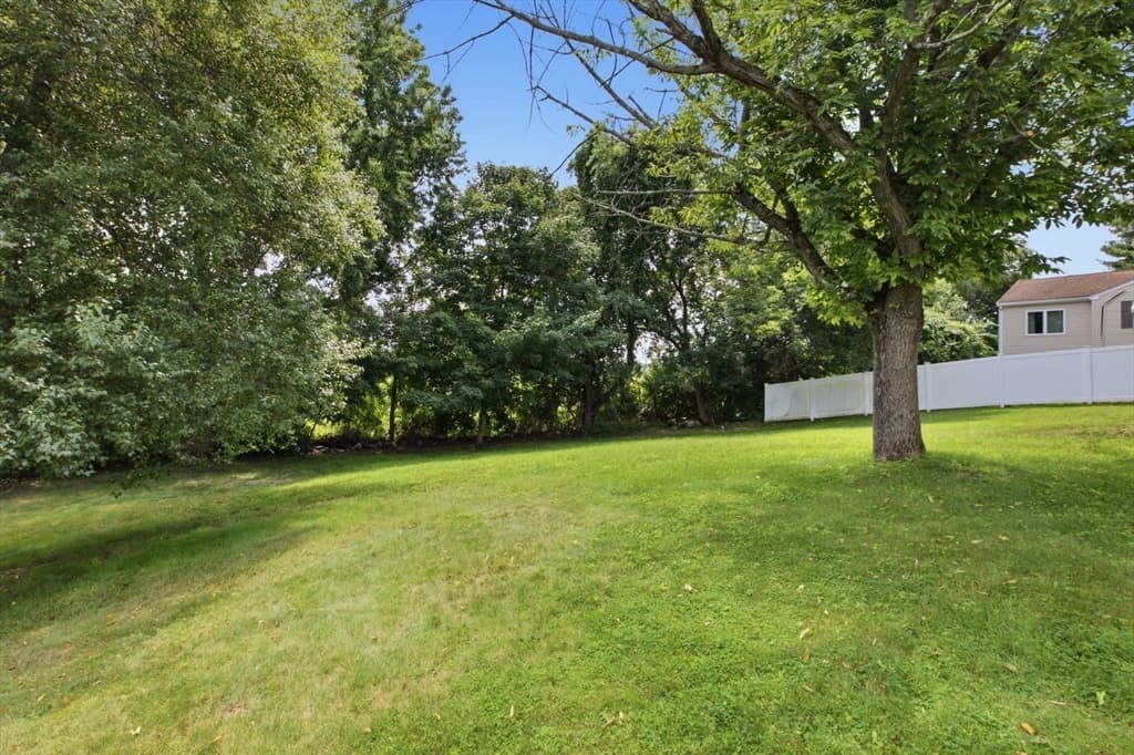 6 Locke Road, Billerica MA 01821 photo 37
