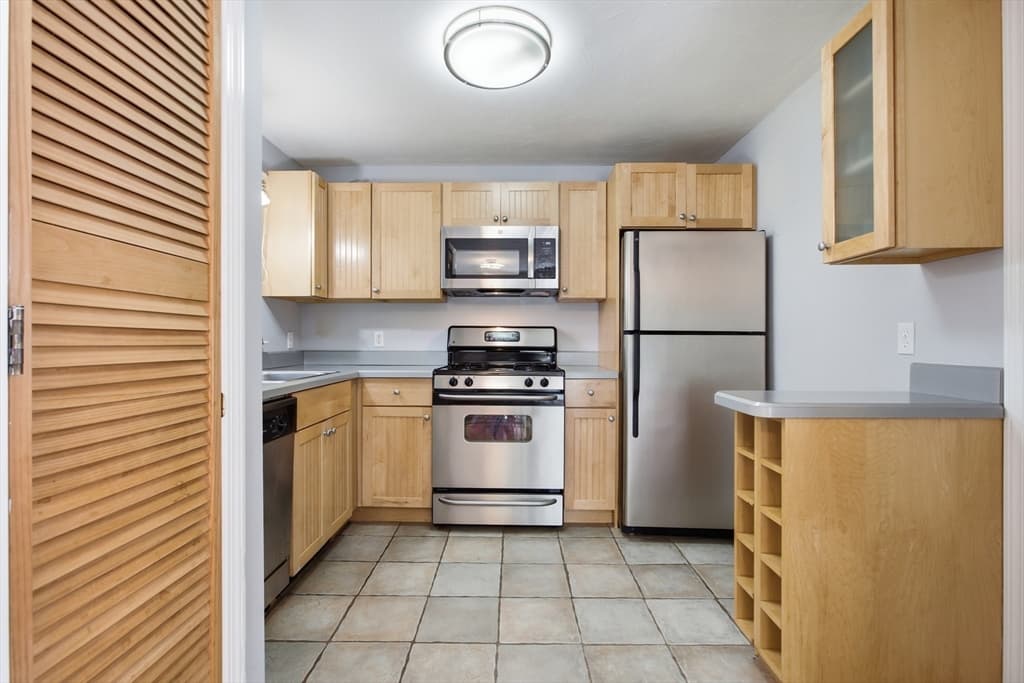 20 Westford St # A, Quincy MA 02169 photo 12