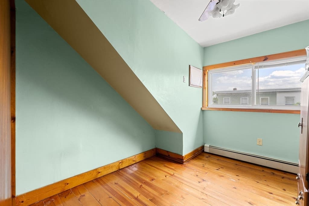 192 Lexington St, Boston MA 02128 photo 32