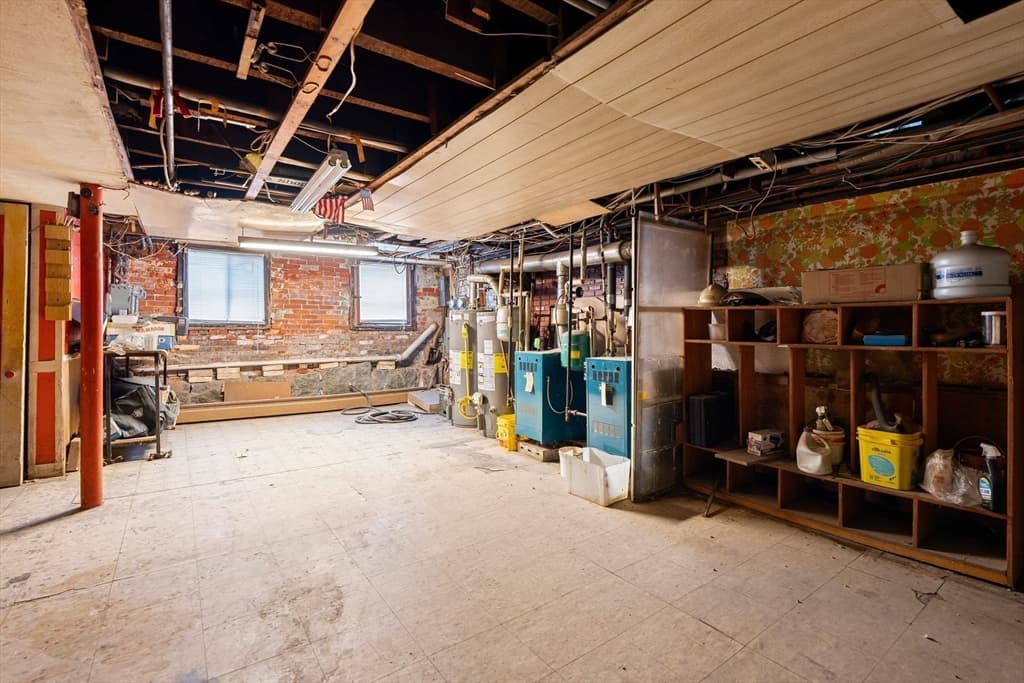192 Lexington St, Boston MA 02128 photo 40