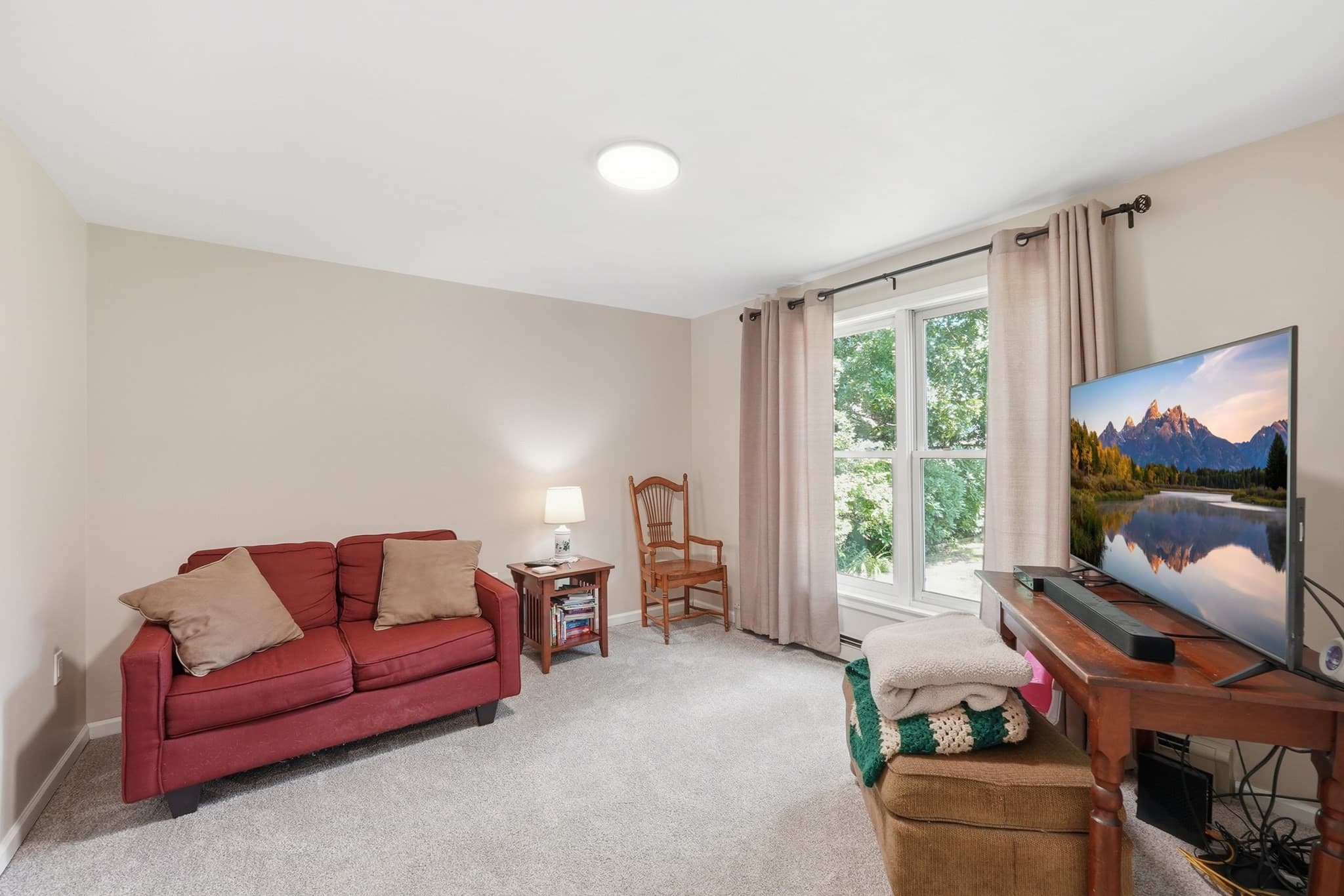 Single Family Residence at 10 Scandinavia Ave, Worcester MA 01603, photo 17 of 37