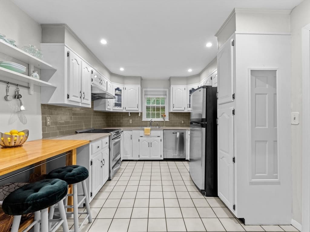 1 Longmeadow Road, Westborough MA 01581 photo 12