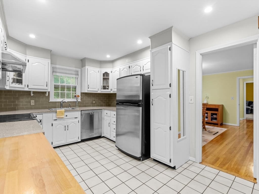 1 Longmeadow Road, Westborough MA 01581 photo 15
