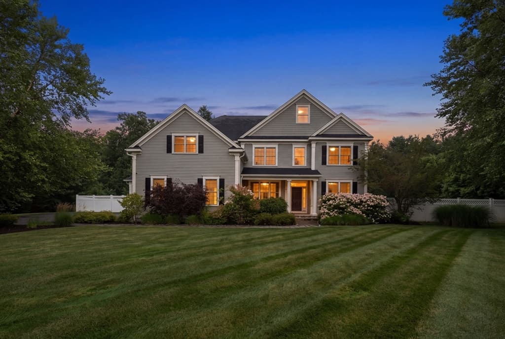 18 Anthony Dr, Sudbury MA 01776