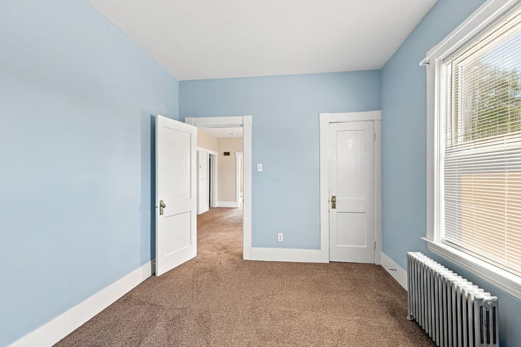 359-361 Brock Ave, New Bedford MA 02744 photo 12