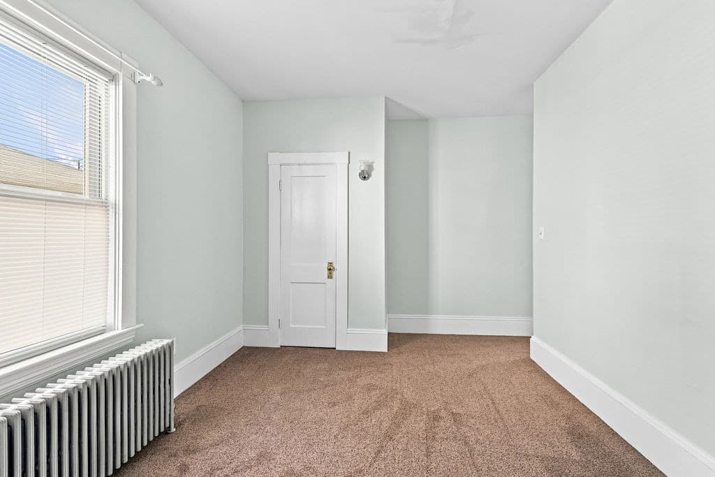 359-361 Brock Ave, New Bedford MA 02744 photo 15