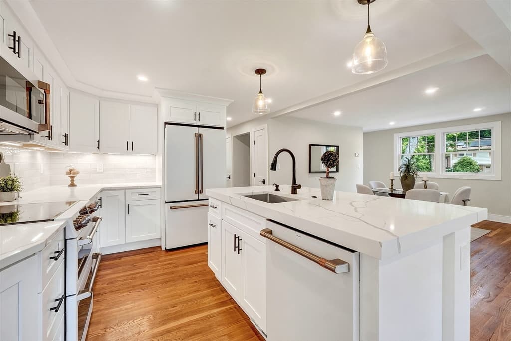 28 Fieldstone Dr, Burlington MA 01803 photo 6