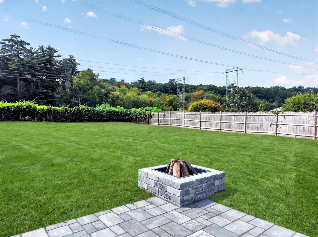 28 Fieldstone Dr, Burlington MA 01803 photo 38