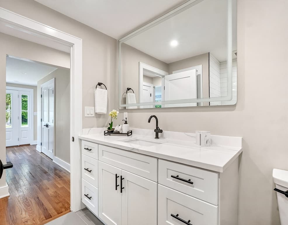 28 Fieldstone Dr, Burlington MA 01803 photo 15