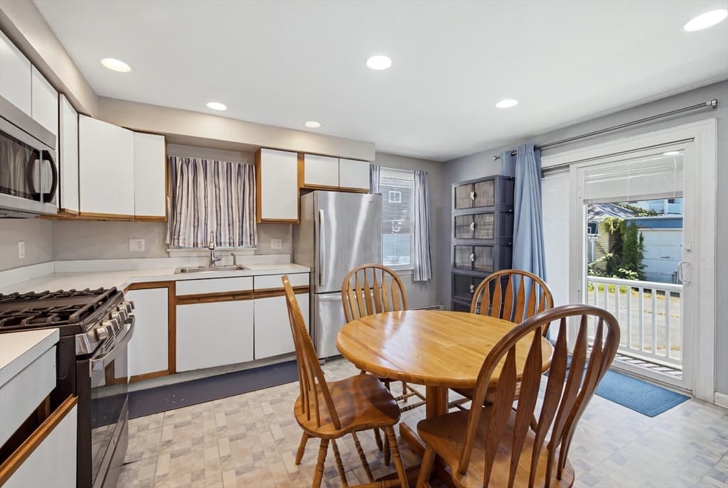 11 Gardner St # 4, Salem MA 01970 photo 6