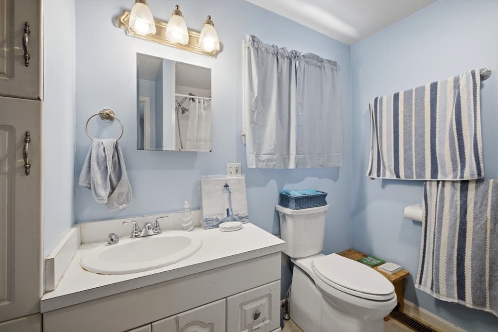 11 Gardner St # 4, Salem MA 01970 photo 18