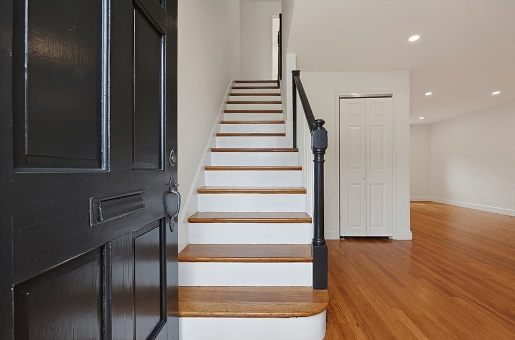 948 Belmont St # 948, Watertown MA 02472 photo 2