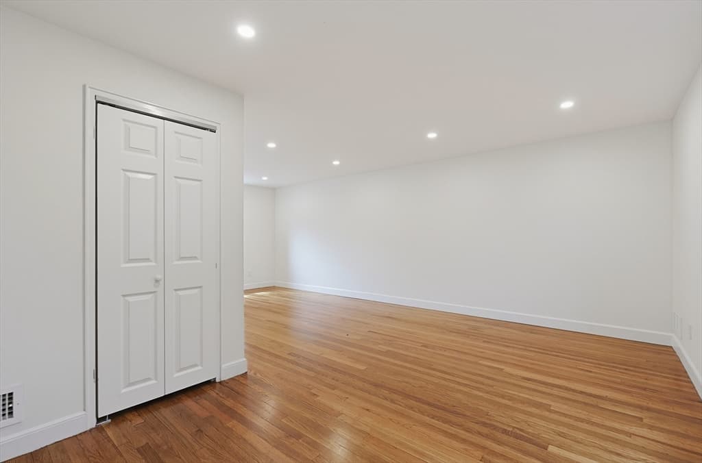 948 Belmont St # 948, Watertown MA 02472 photo 3