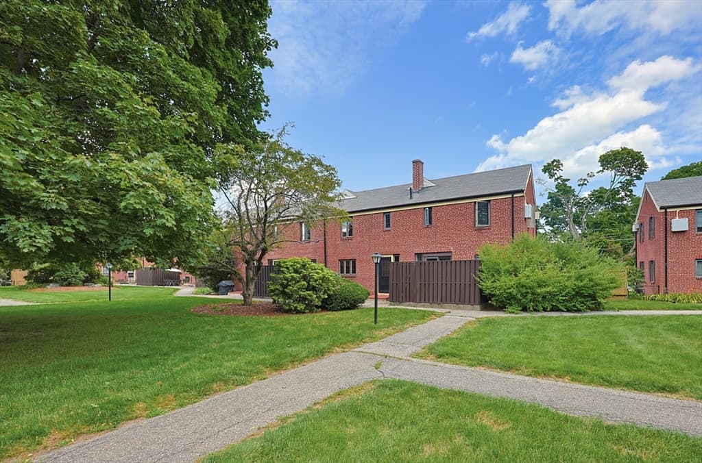 948 Belmont St # 948, Watertown MA 02472 photo 28