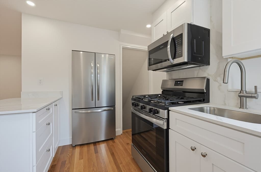 948 Belmont St # 948, Watertown MA 02472 photo 11