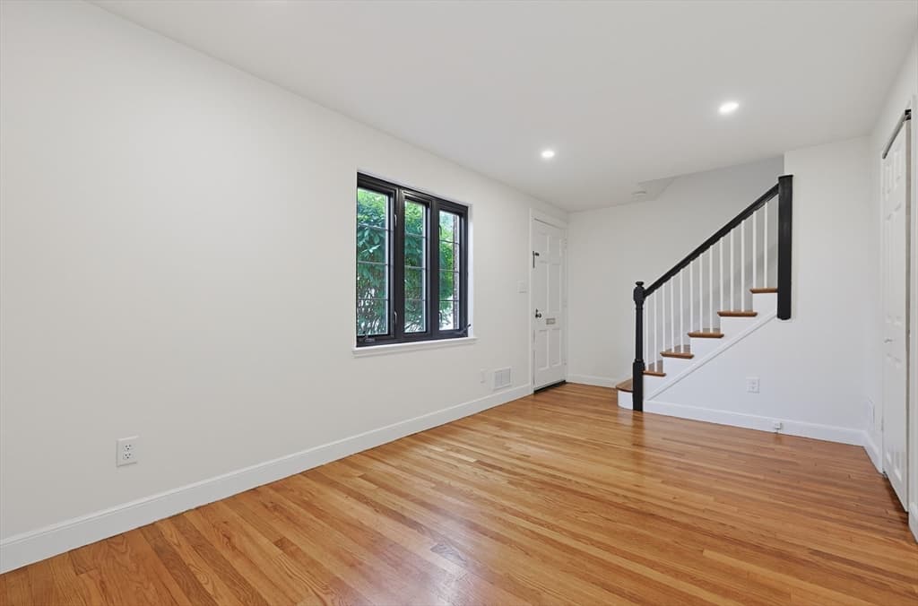 948 Belmont St # 948, Watertown MA 02472 photo 4