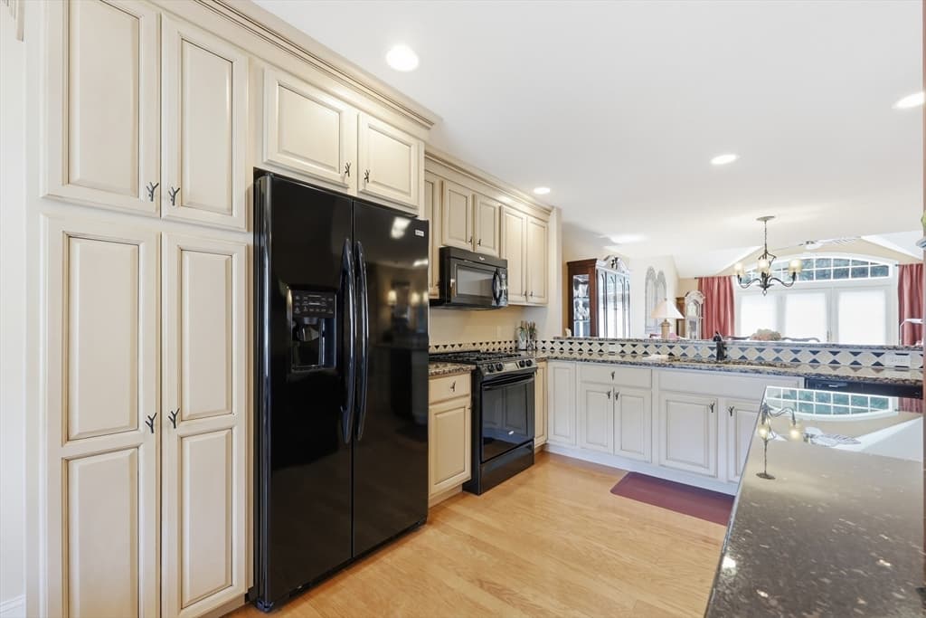 341 Pinehurst Dr. # 341, East Longmeadow MA 01028 photo 6