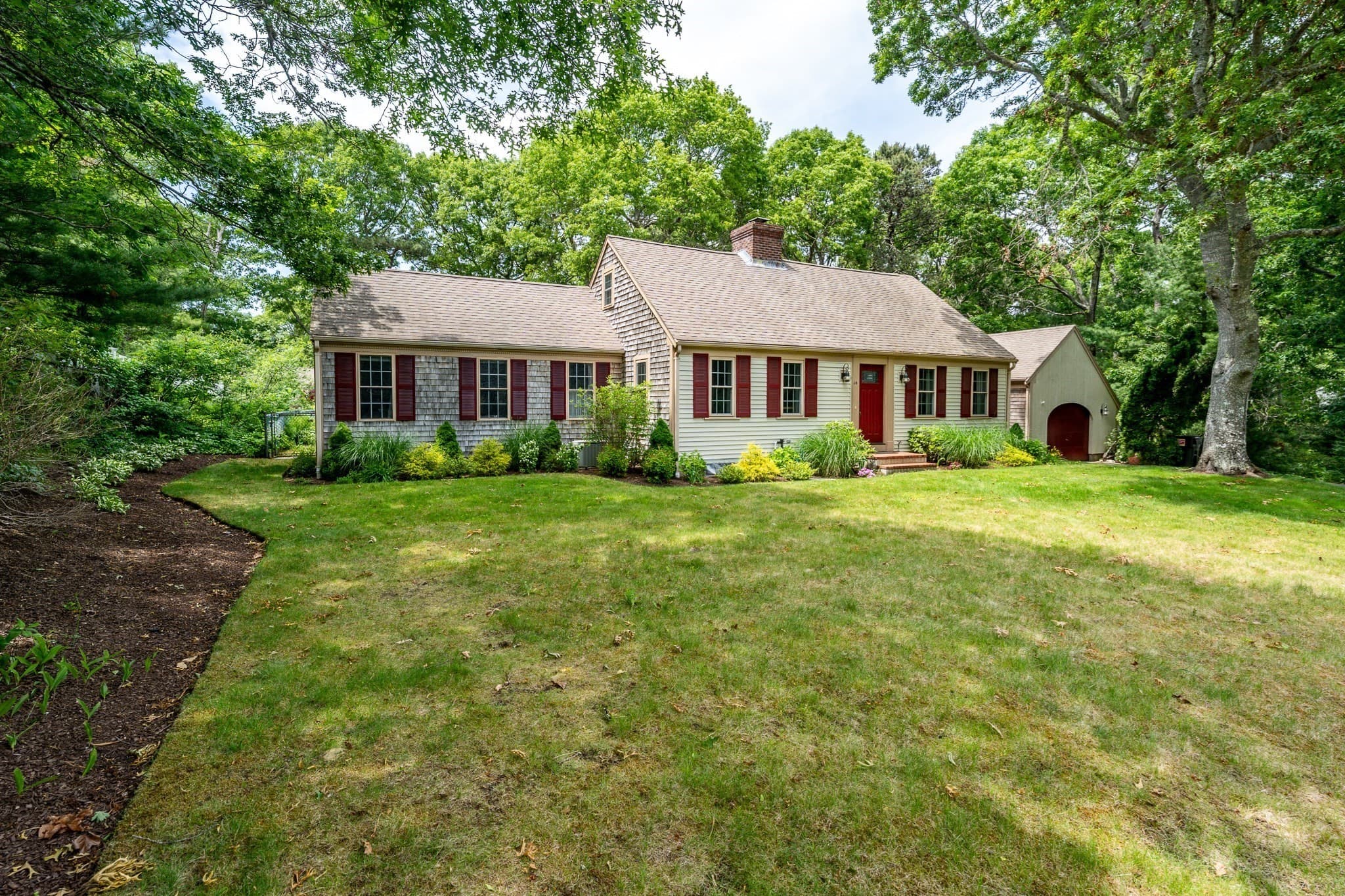 Single Family Residence at 14 Oxner Road, Barnstable MA 02632, Barnstable, photo 2 of 42