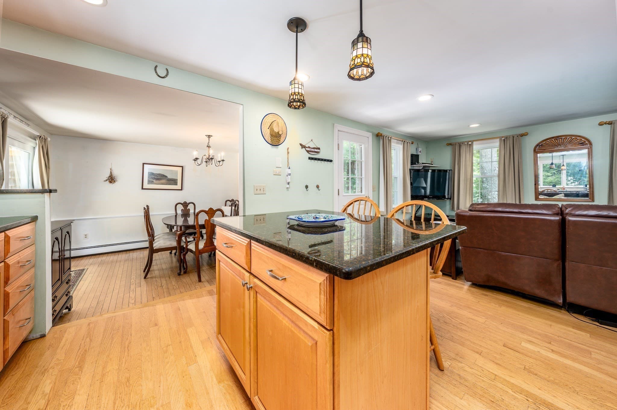 Single Family Residence at 14 Oxner Road, Barnstable MA 02632, Barnstable, photo 5 of 42