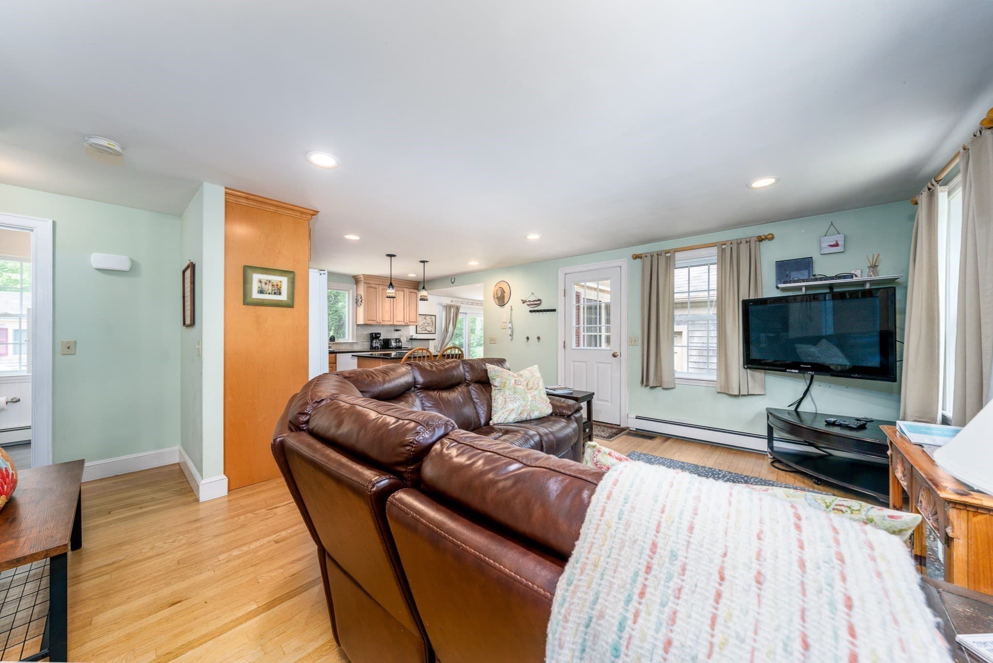 Single Family Residence at 14 Oxner Road, Barnstable MA 02632, Barnstable, photo 9 of 42